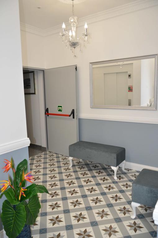 Edificio Charles 104 Apartment Фуншал Екстериор снимка