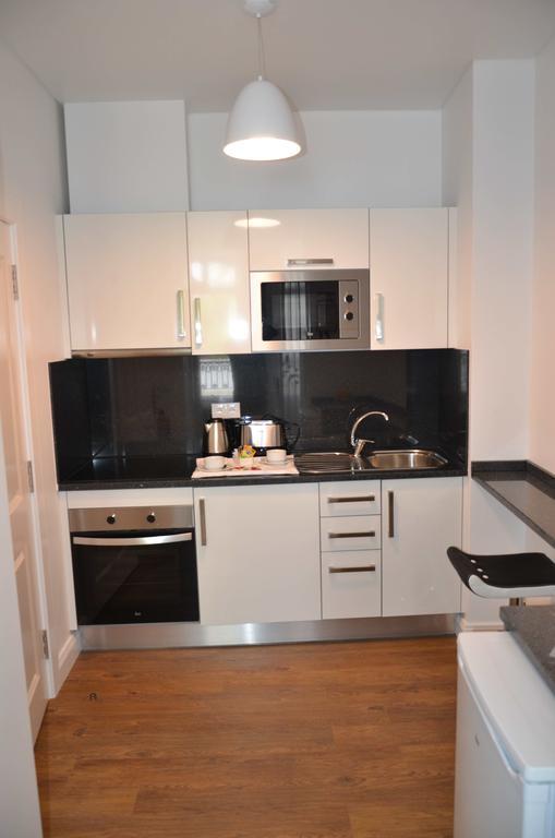 Edificio Charles 104 Apartment Фуншал Екстериор снимка